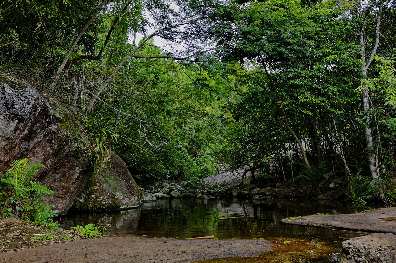 Trilha da Água Branca